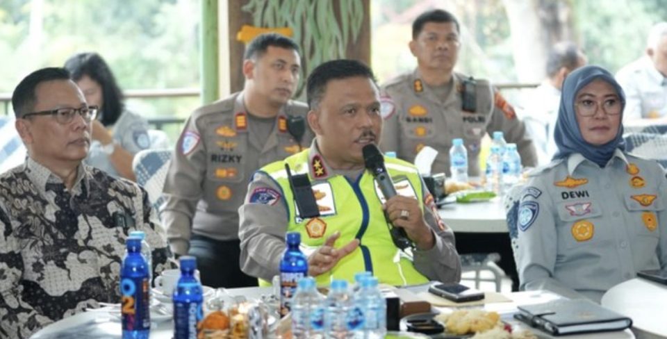 Kakorlantas Tinjau Jalur Puncak Pastikan Kesiapan Operasi Lilin Natal 2025