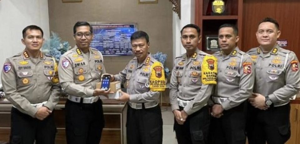 Korlantas Serahkan ETLE Mobile Handheld, Perkuat Penegakan Hukum di Jateng 1