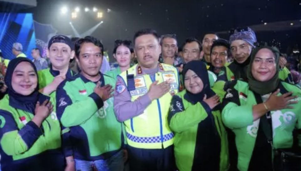 Perpisahan Haru Irjen Agus Suryonugroho dan Ojol Nusantara
