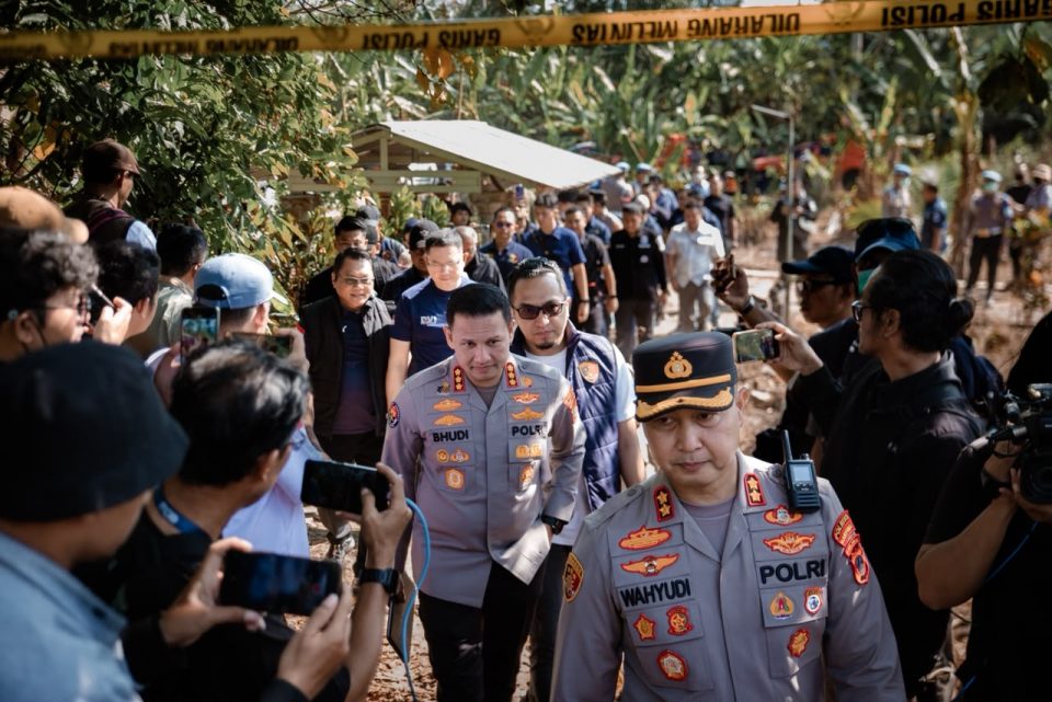 proses ekshumasi dan autopsi ulang kematian Sutrimo